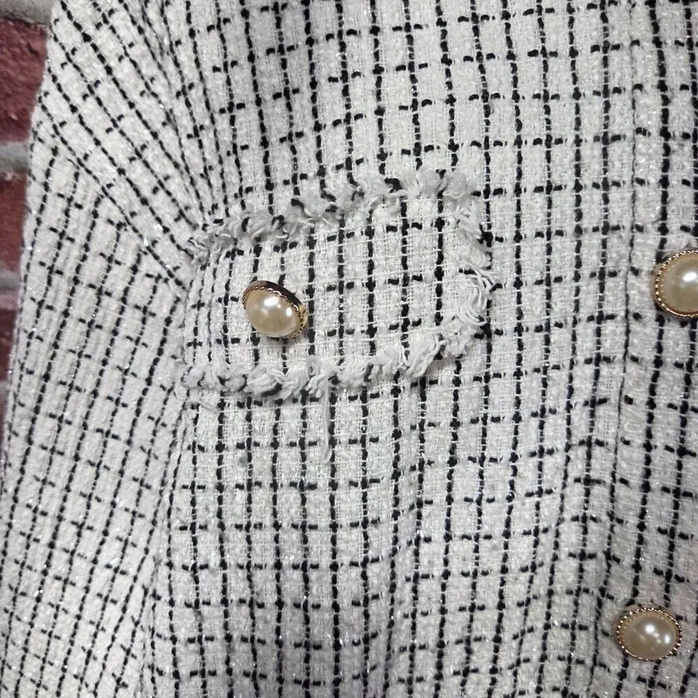 Andree by Unit Button Down Shirt‎ | Women’s Medium | Black & White Collared